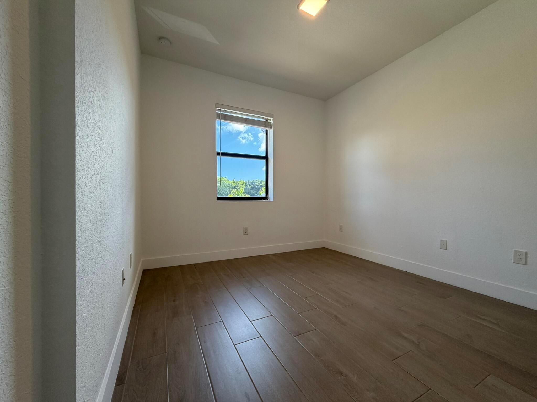 CASA DEL SOL - Residential Lease