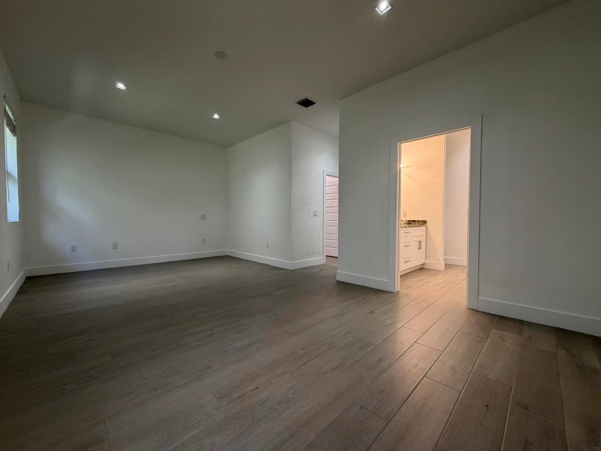 CASA DEL SOL - Residential Lease