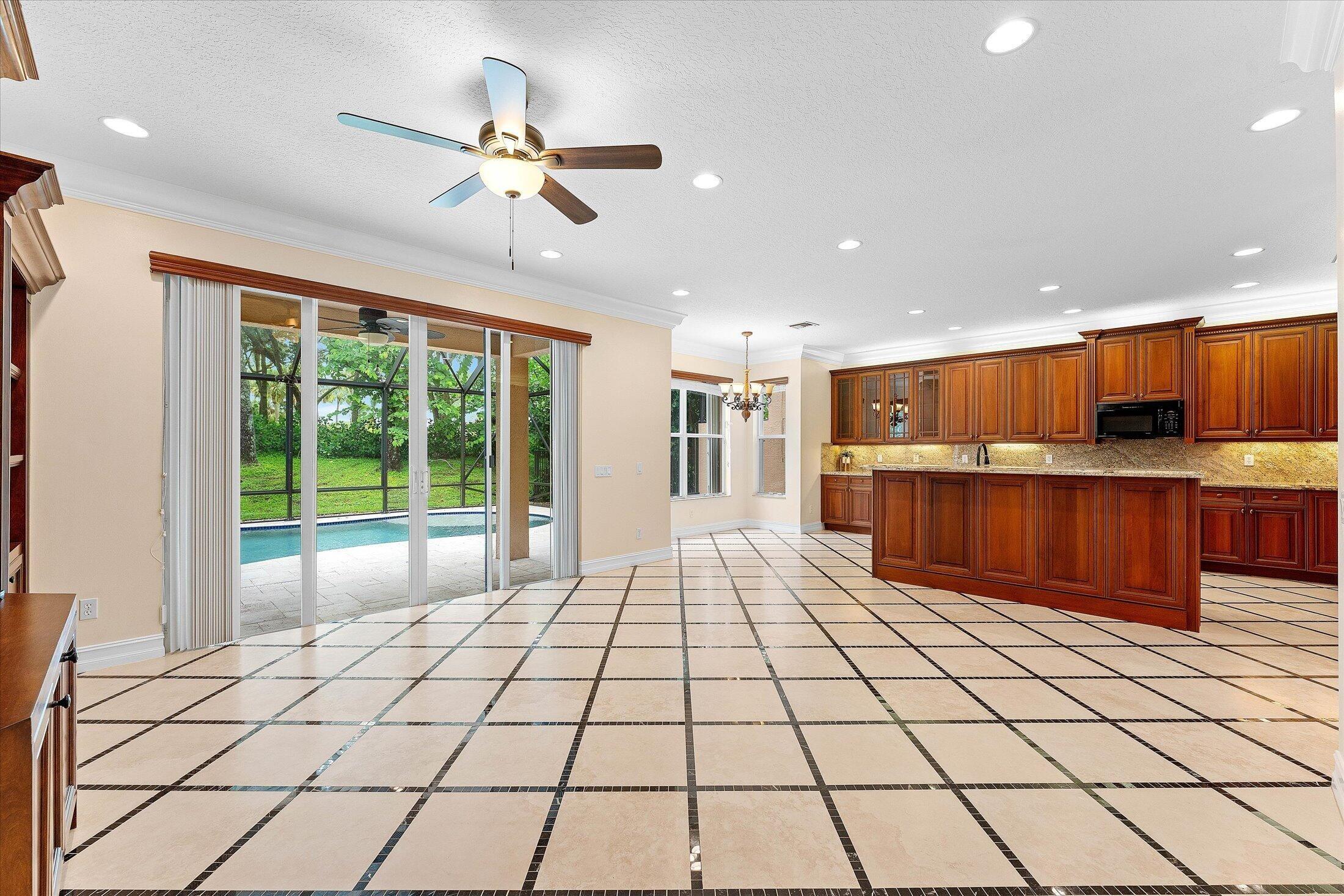 CANYON LAKES 2 - Residential Lease