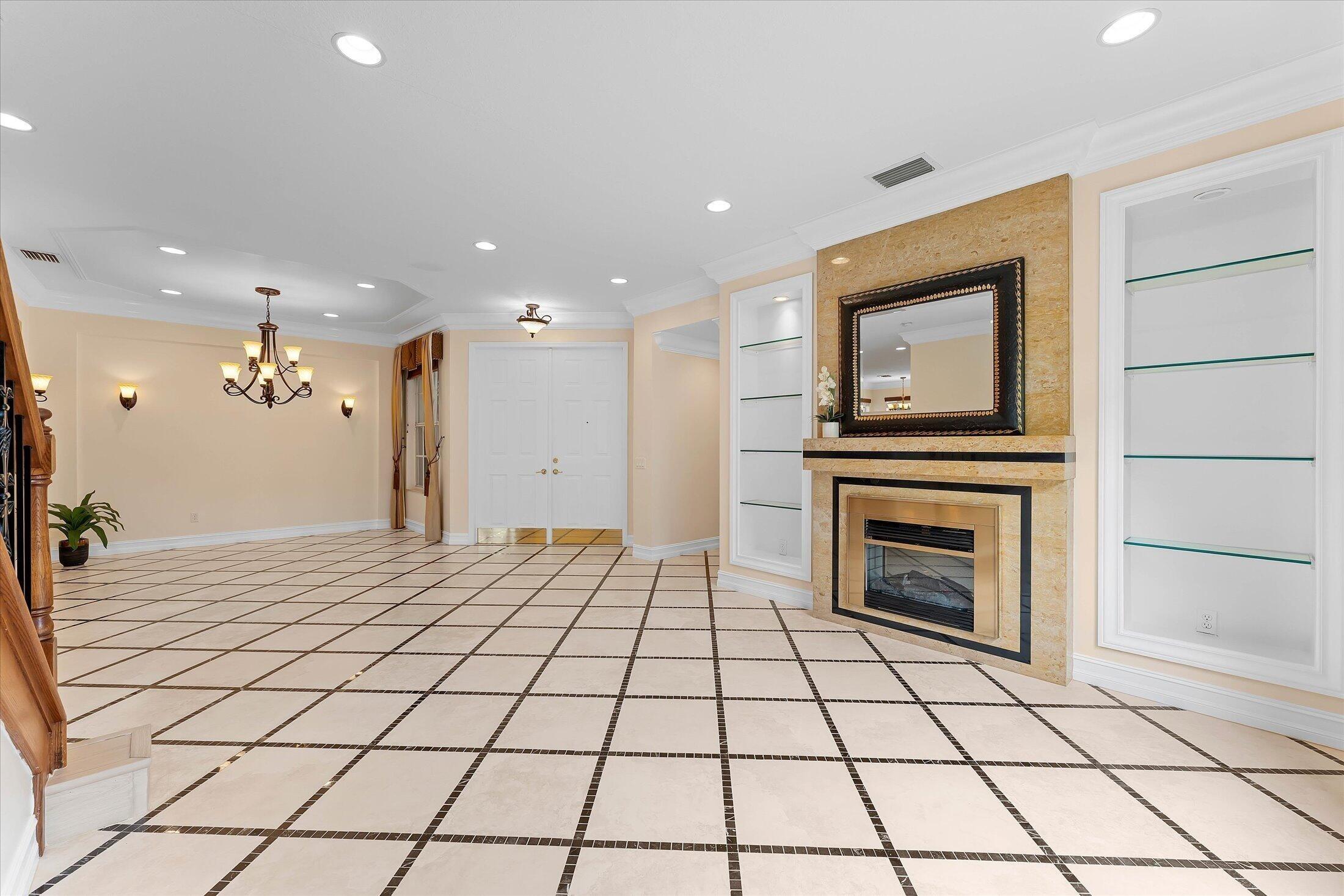 CANYON LAKES 2 - Residential Lease