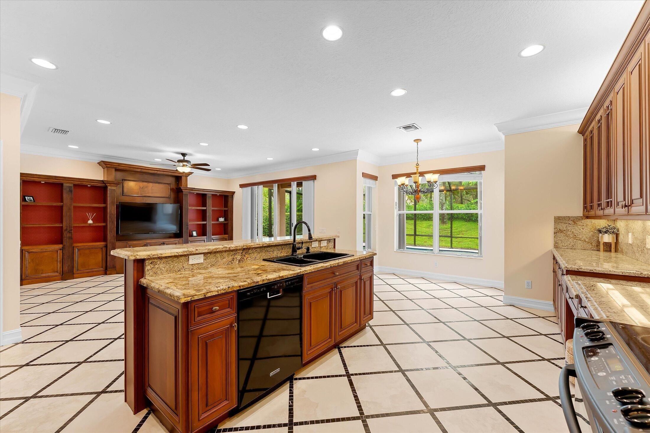 CANYON LAKES 2 - Residential Lease