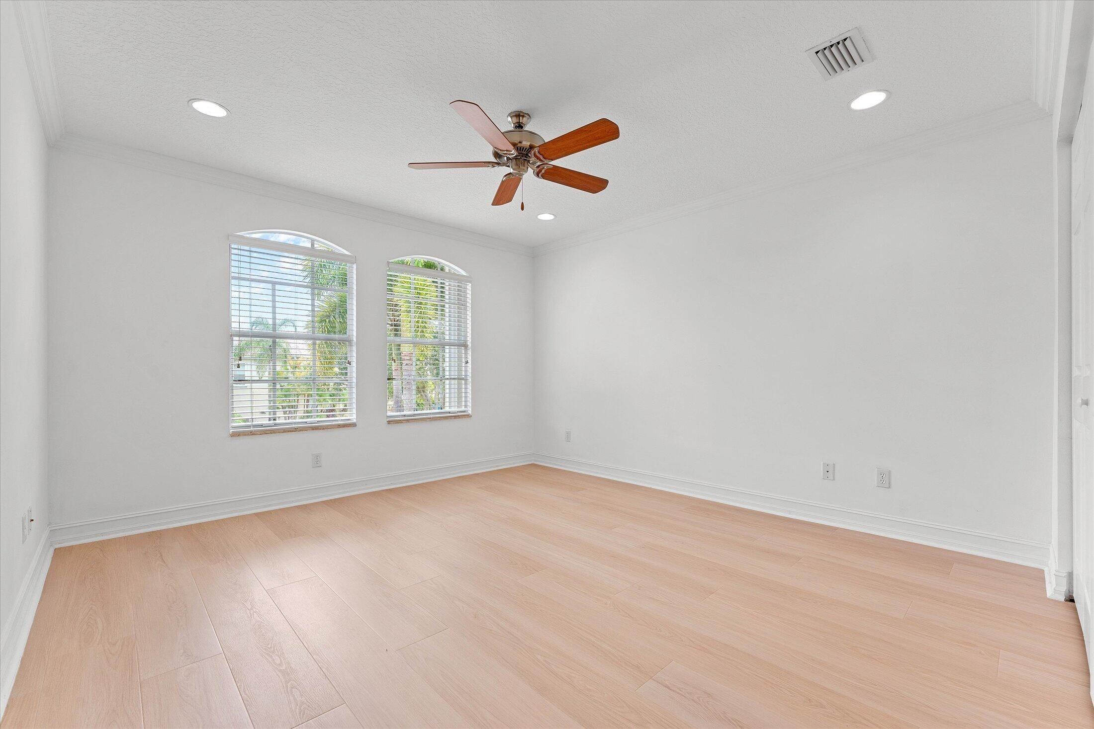 CANYON LAKES 2 - Residential Lease