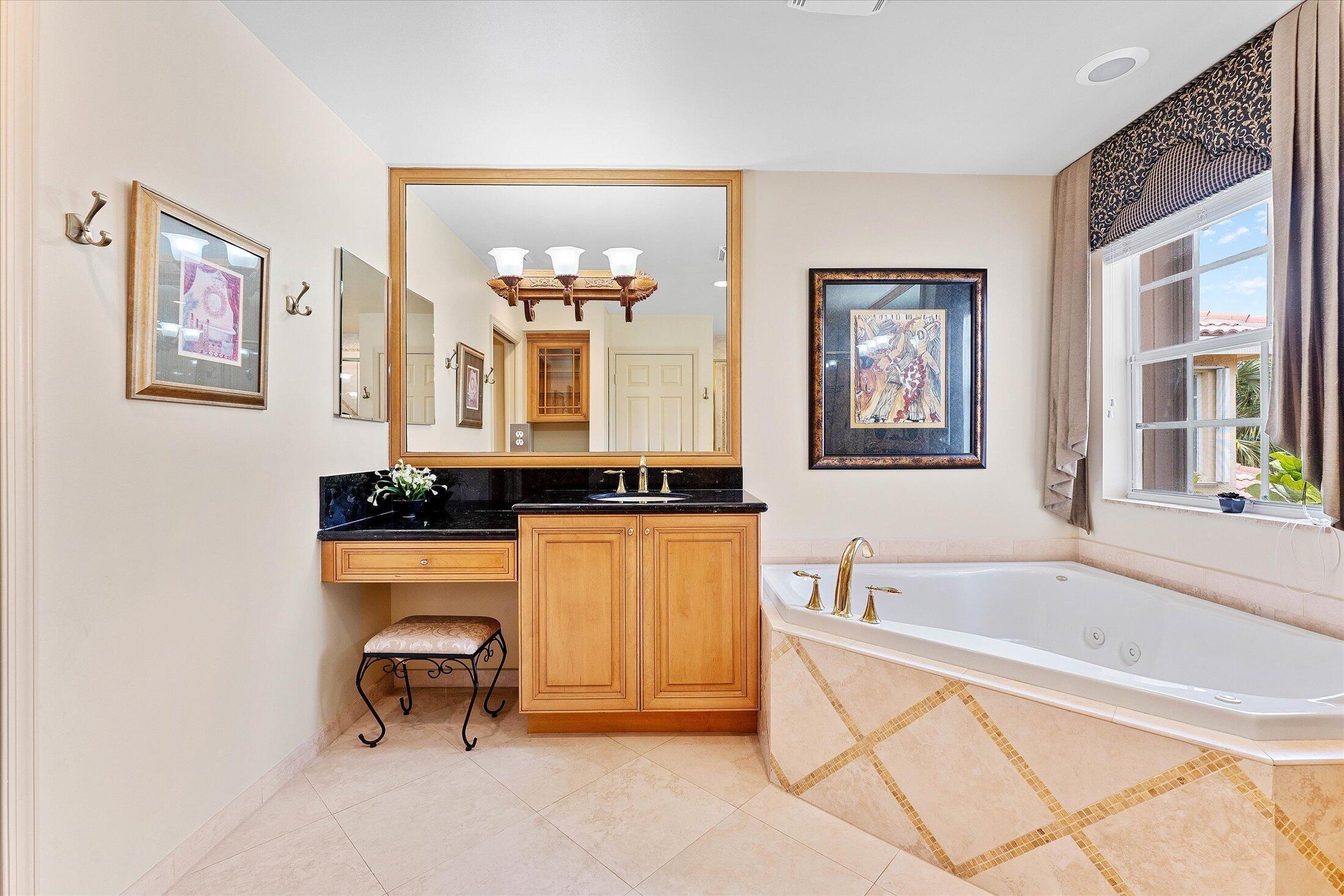 CANYON LAKES 2 - Residential Lease