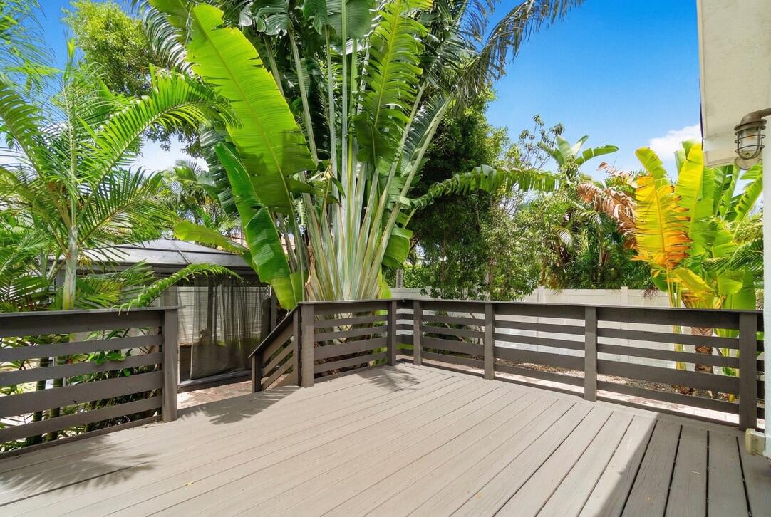 LAKEWOOD - Residential Lease