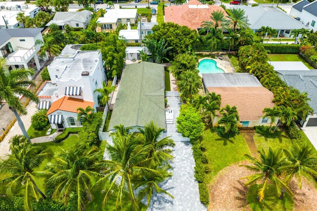 LAKEWOOD - Residential Lease