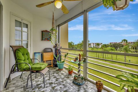 A home in Lake Worth