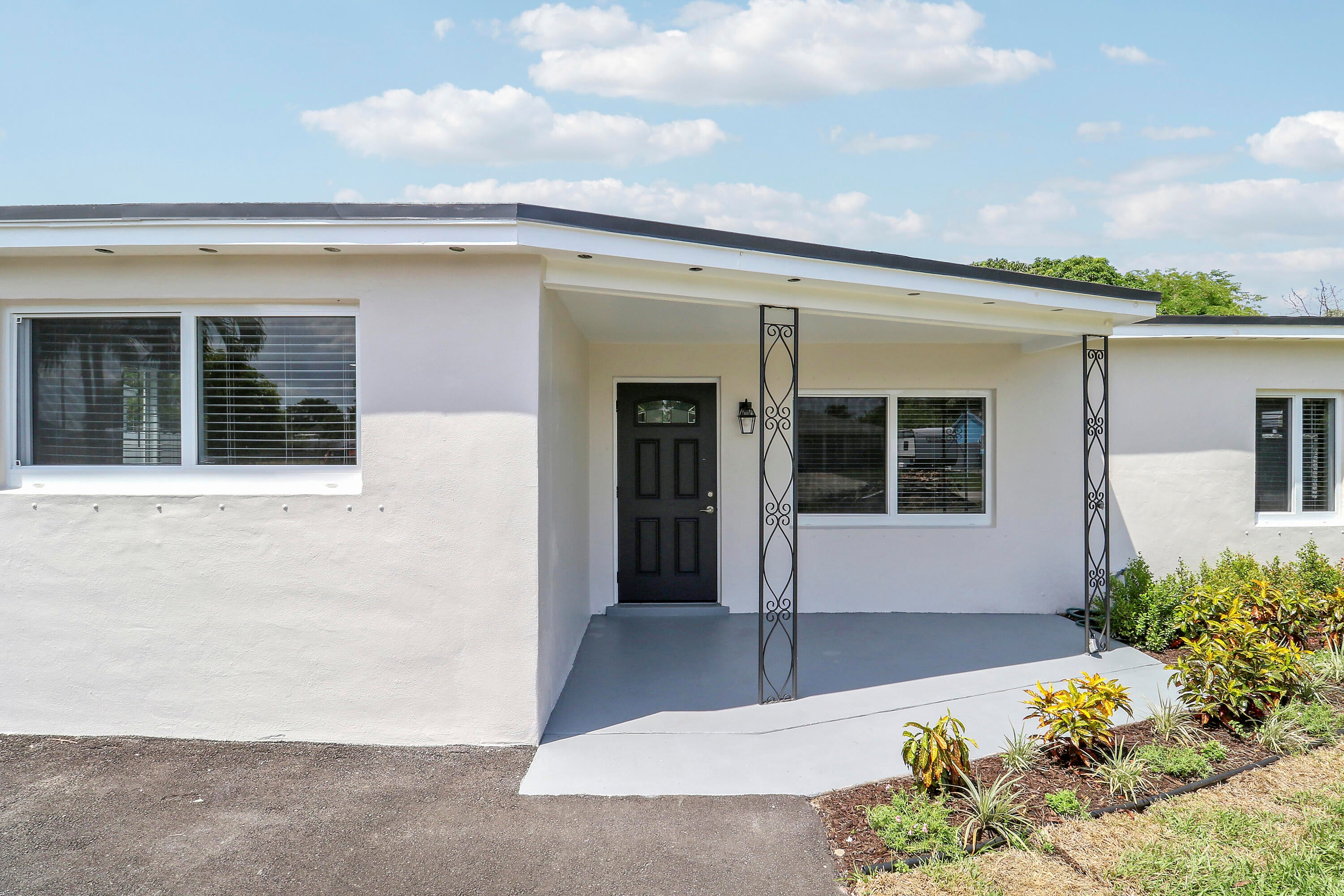 Properties 4785 Clinton Boulevard
