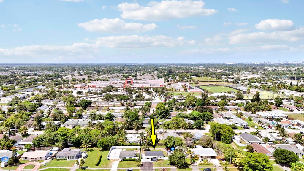Photo of 4785 Clinton Boulevard, Lake Worth, FL 33463 (MLS # B26066752)