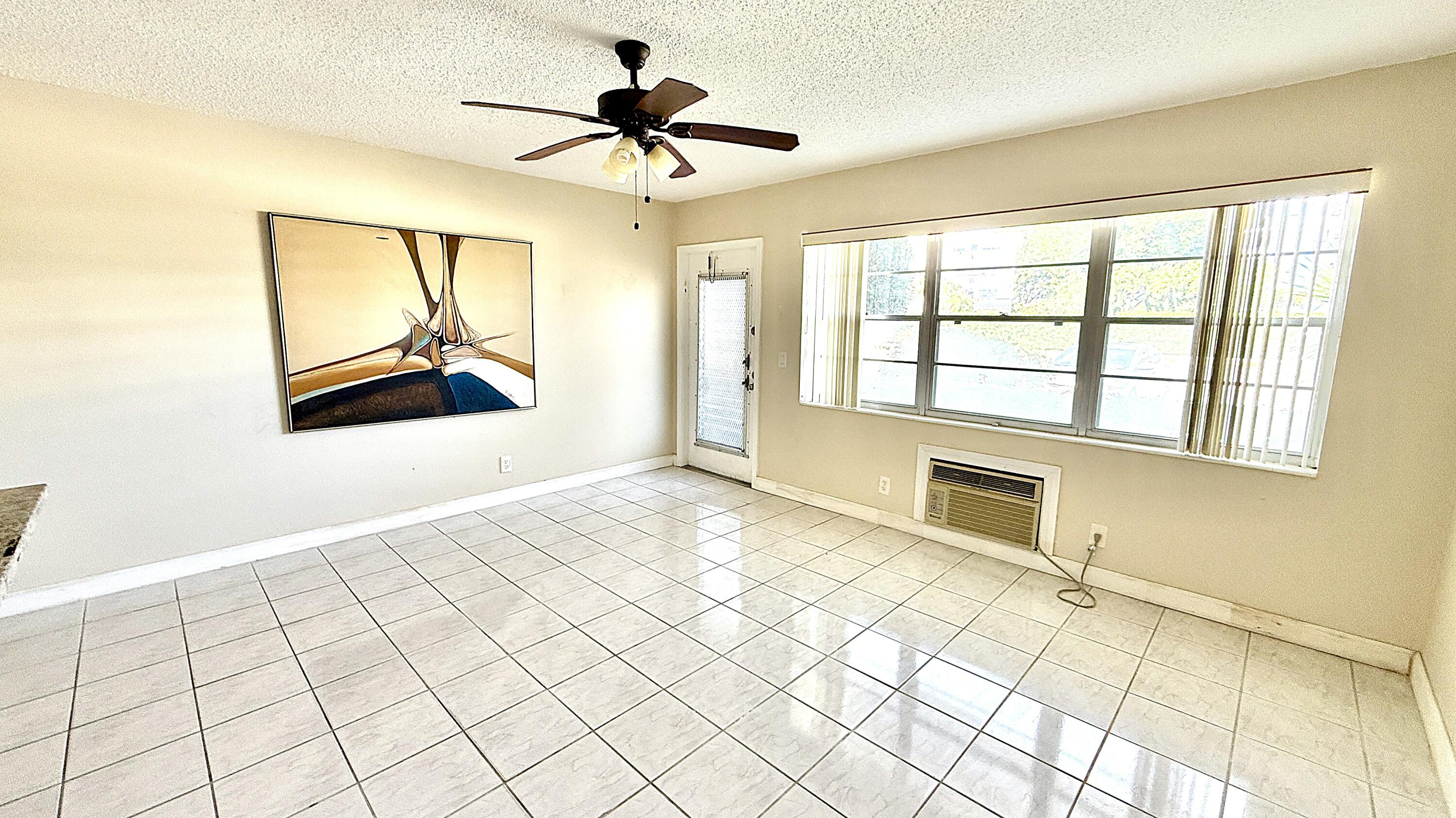 LYNDHURST D CONDO - Residential