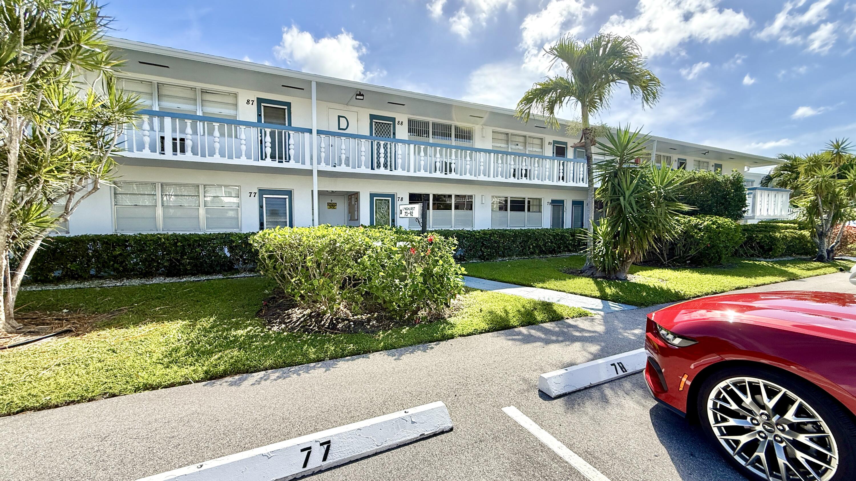 LYNDHURST D CONDO - Residential