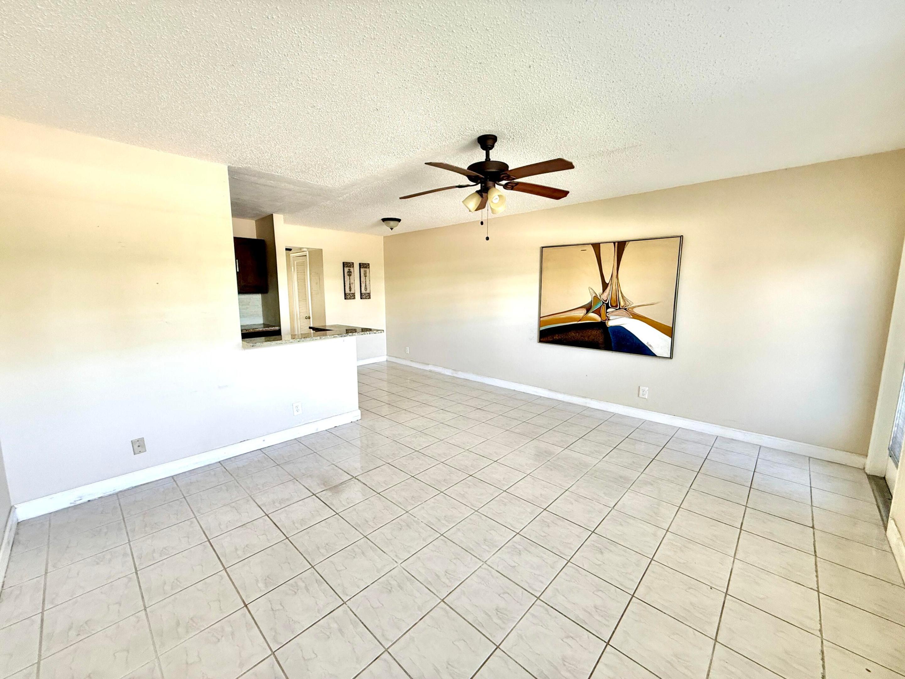 LYNDHURST D CONDO - Residential