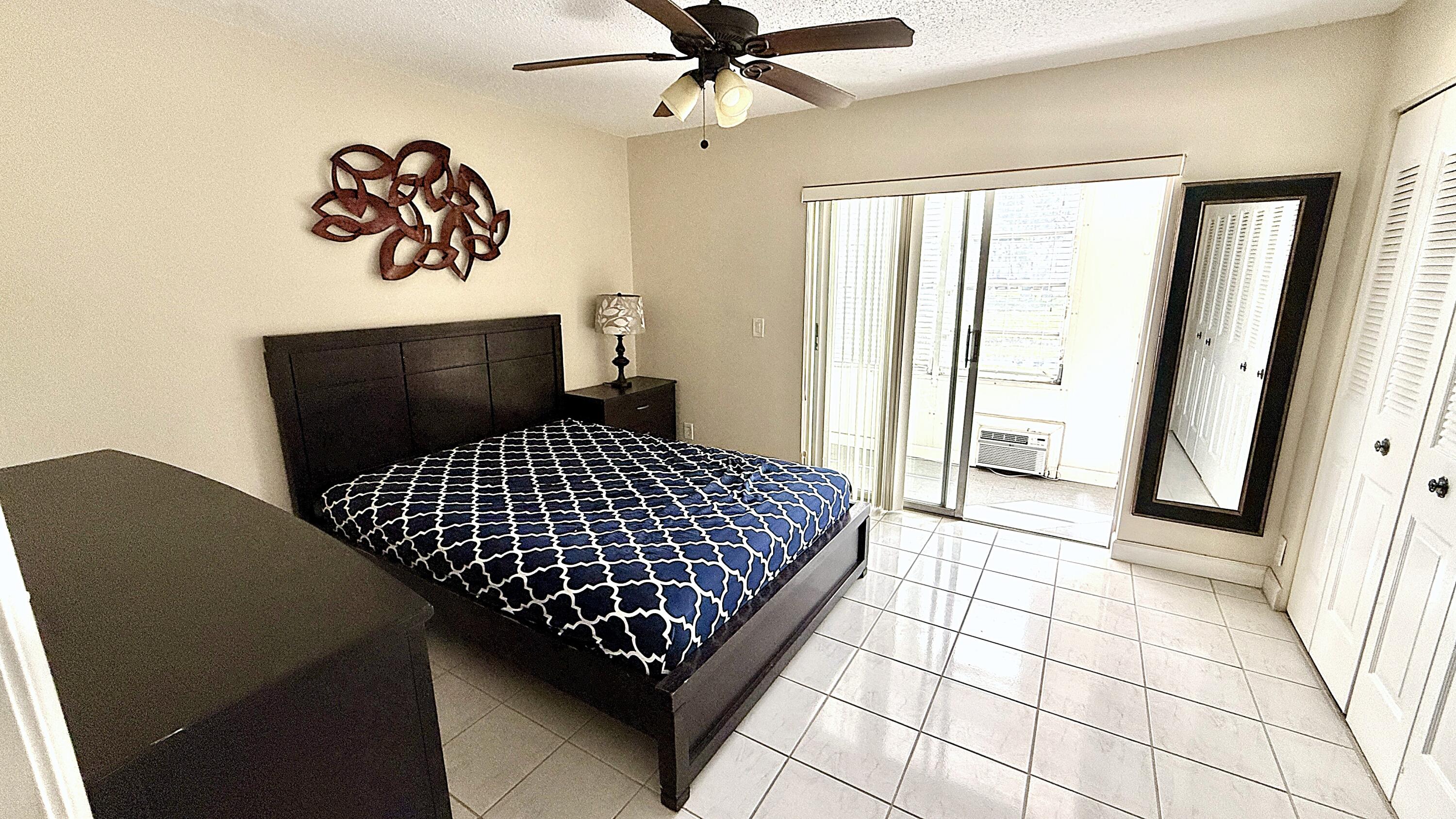 LYNDHURST D CONDO - Residential