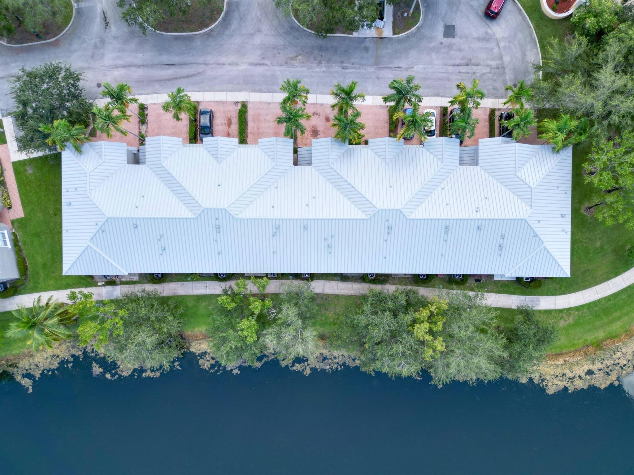 SHOMA VILLAS II AT ROYAL - Residential