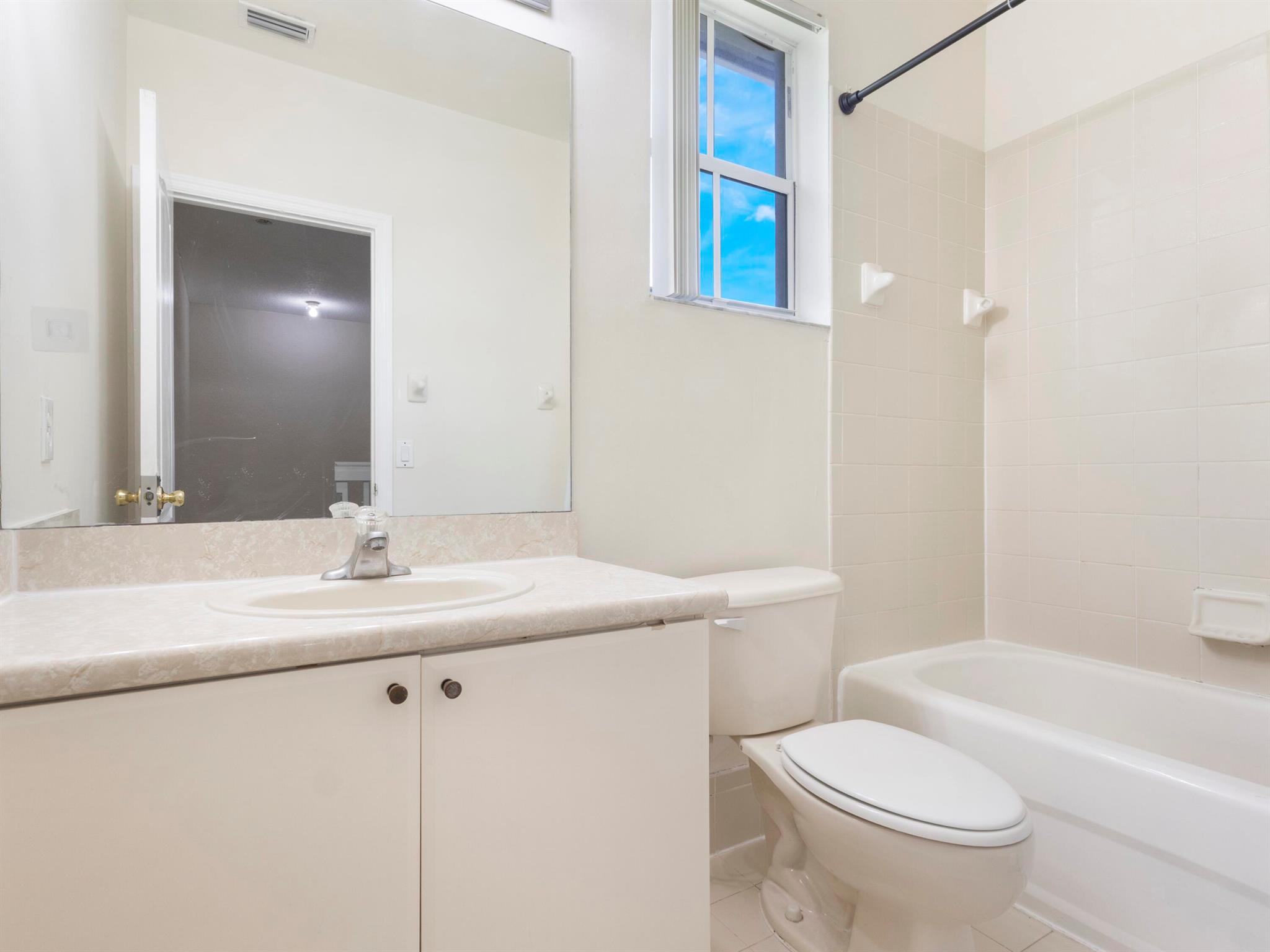 SHOMA VILLAS II AT ROYAL - Residential