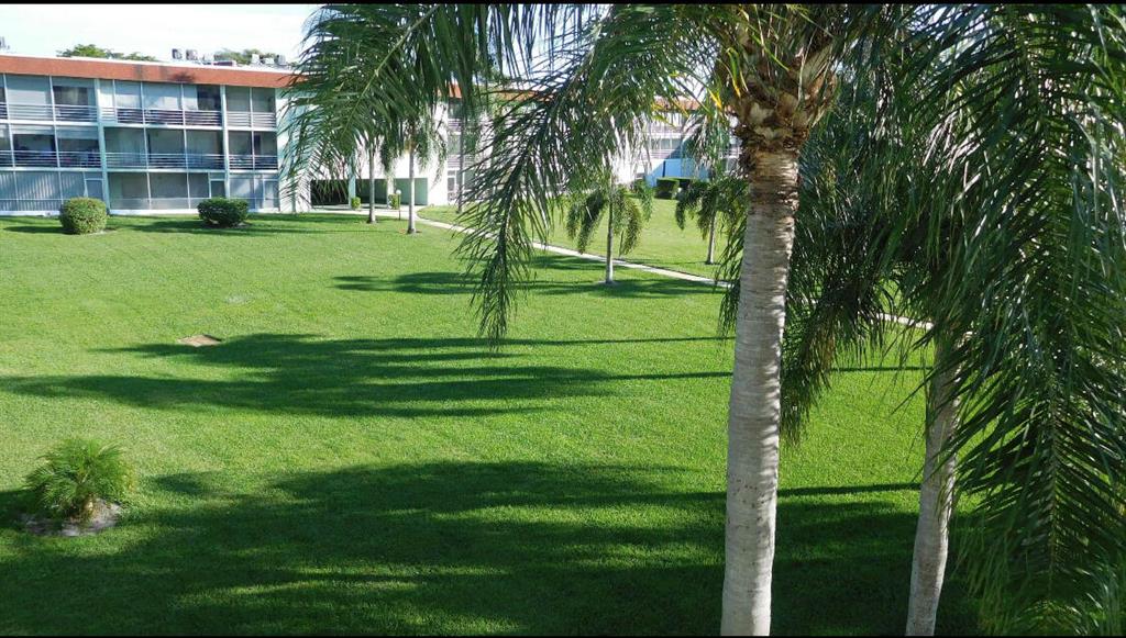 REGAL PALMS EATON CONDO - Residential