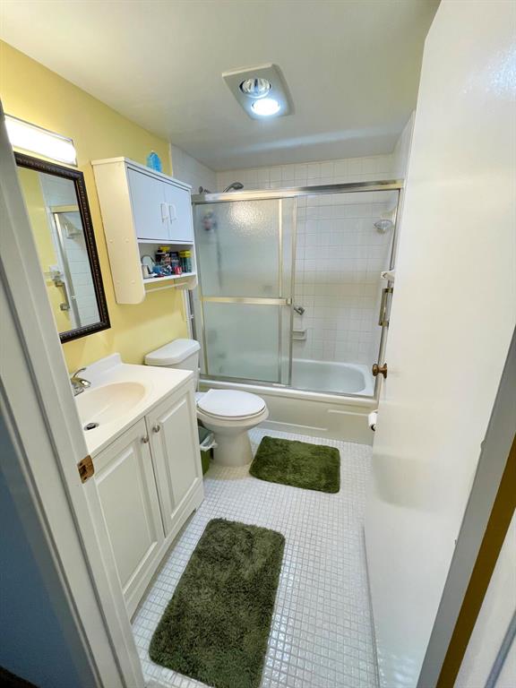 REGAL PALMS EATON CONDO - Residential