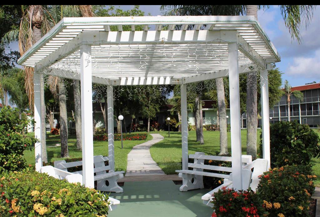 REGAL PALMS EATON CONDO - Residential