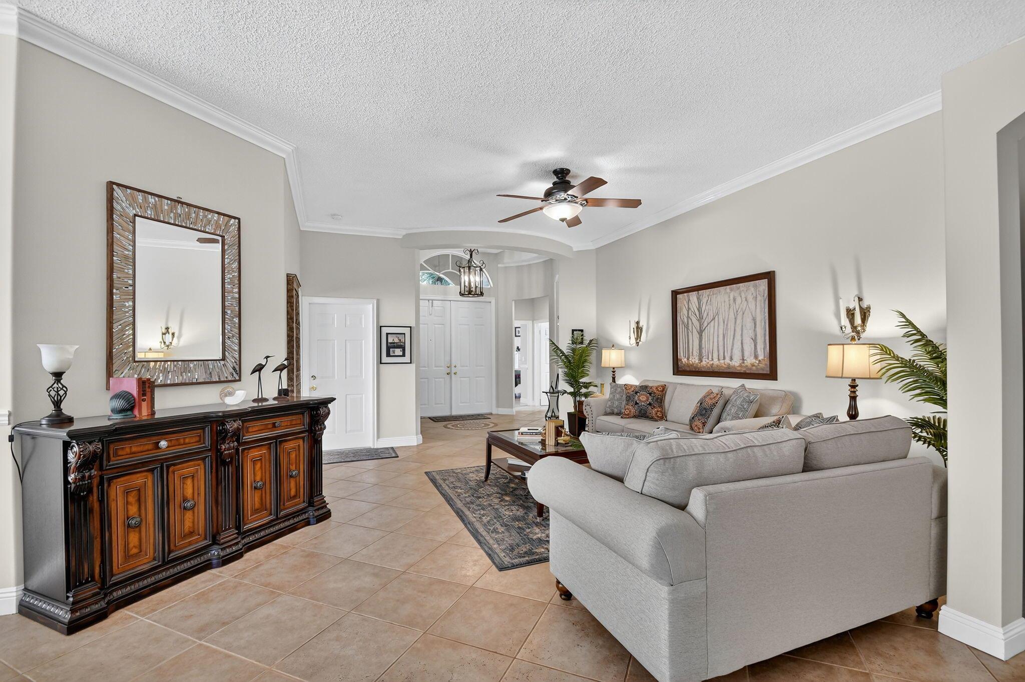 MADISON GREEN - Residential