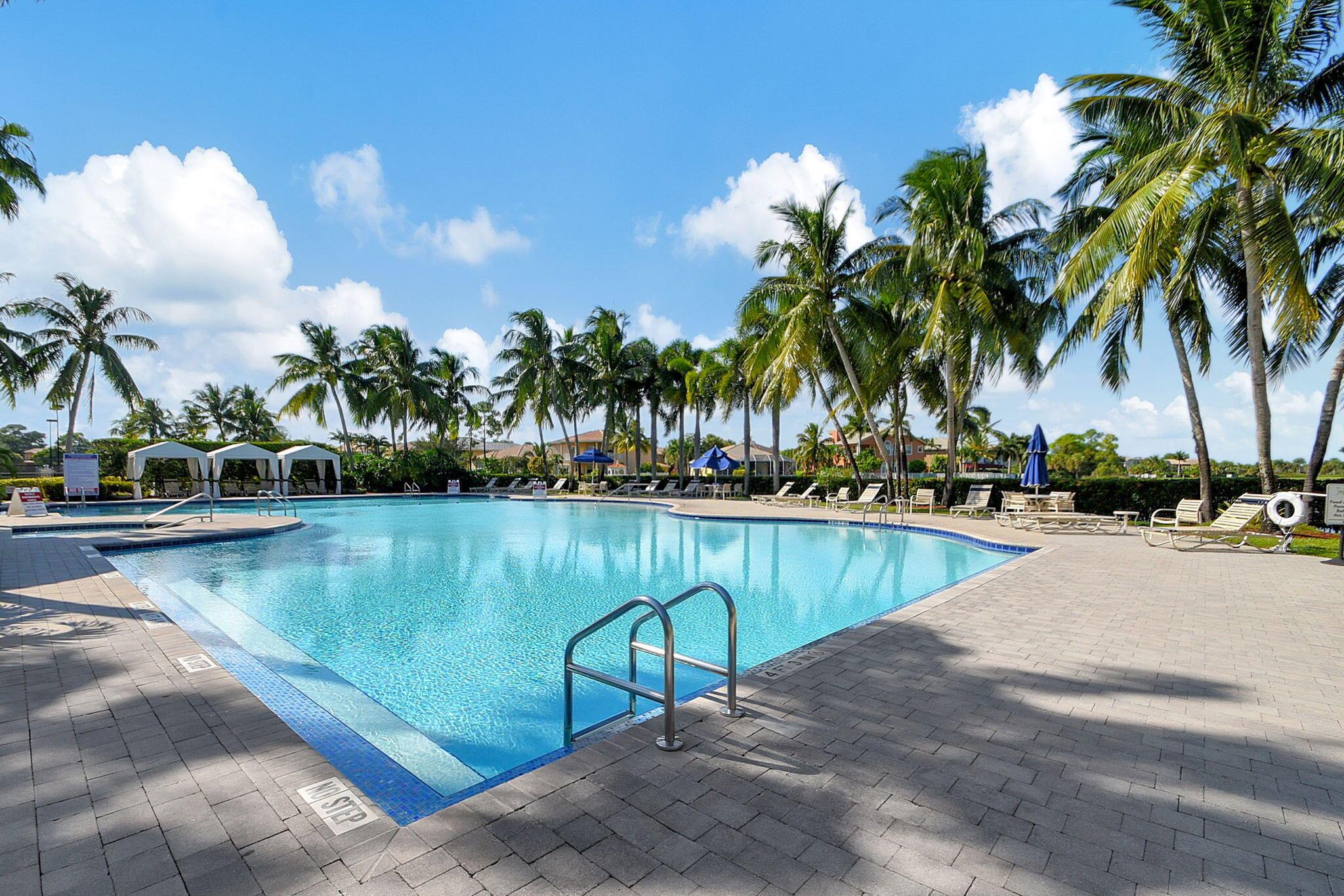 MADISON GREEN - Residential