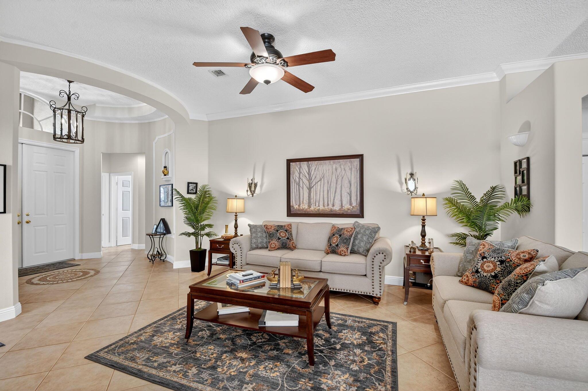 MADISON GREEN - Residential