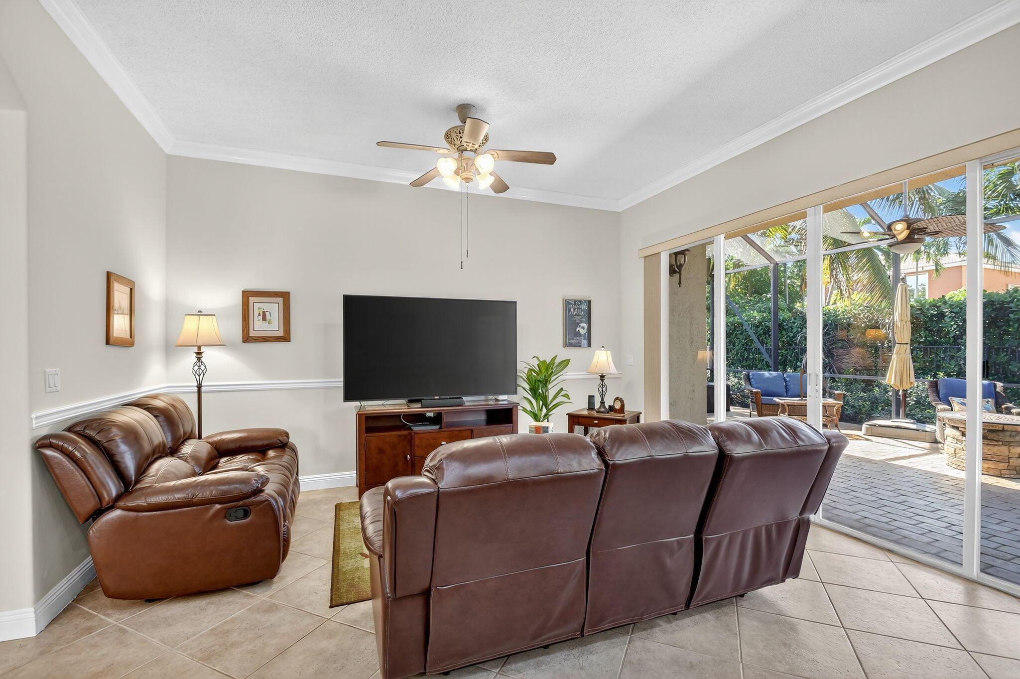 MADISON GREEN - Residential