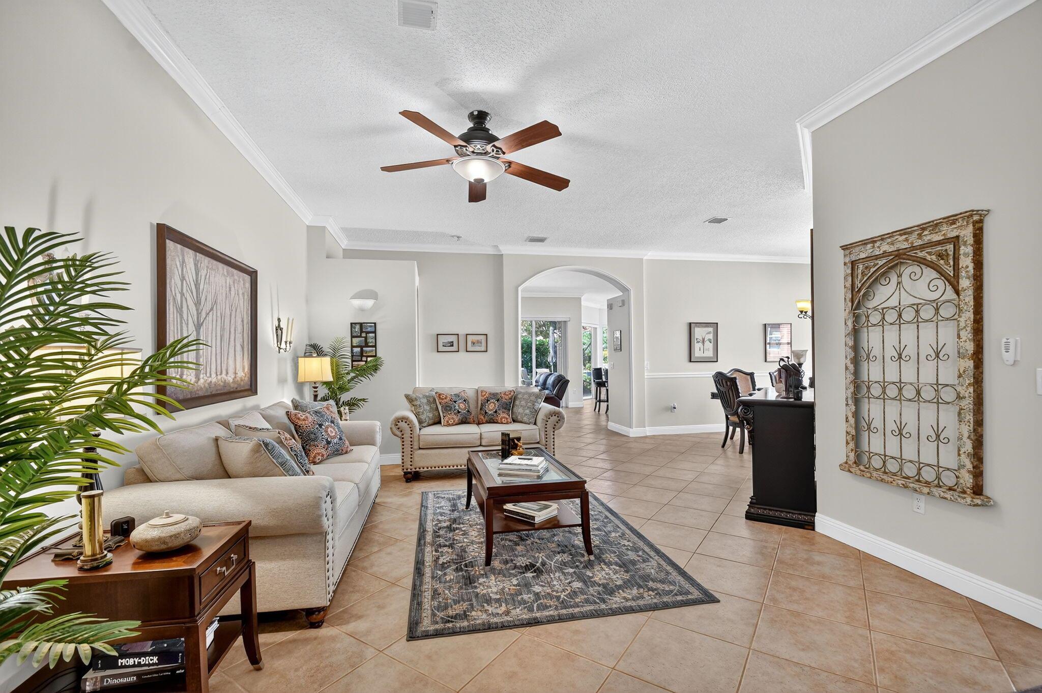 MADISON GREEN - Residential