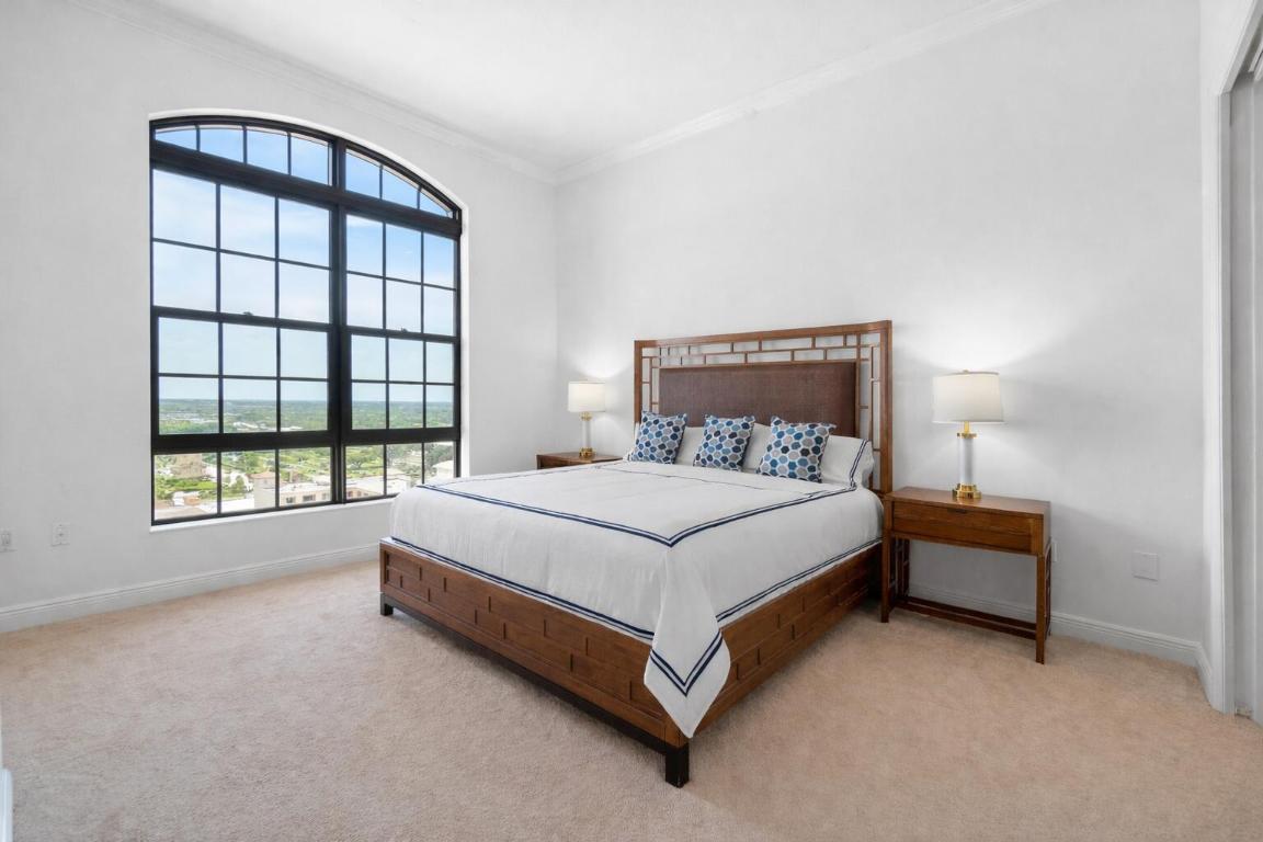 ONE CITY PLAZA CONDO - Residential