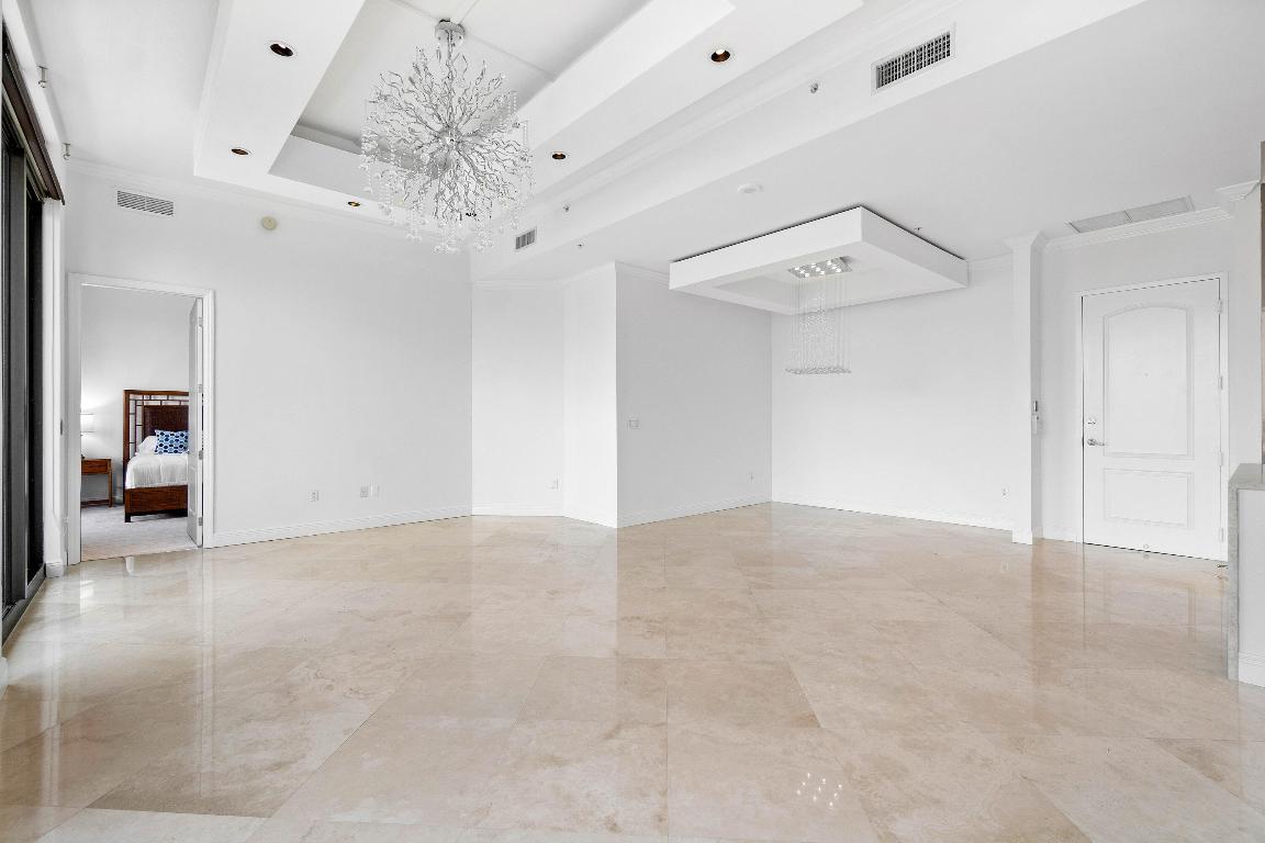 ONE CITY PLAZA CONDO - Residential