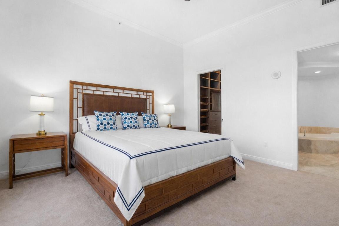 ONE CITY PLAZA CONDO - Residential