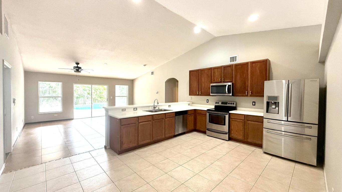 PORT ST LUCIE SECTION 9 - Residential