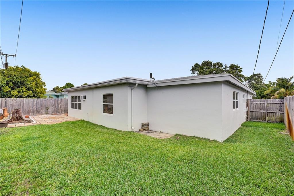 Lauderdale Lakes North Ga - Residential