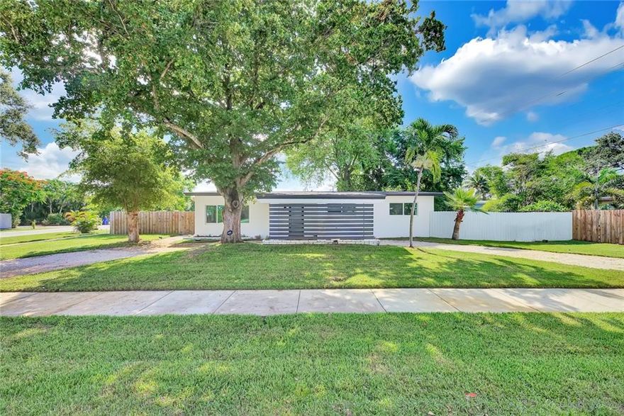 First day of showings July 18,2020 Open House 12pm-4pm. Can you say NEW????? 3/2 huge corner lot home in Riverland Village! Move in ready.   New roof, new floors, new bathrooms, new appliances, new kitchen cabinets and new quality quartz countertops. New privacy fence, fresh new grass, and new IMPACT windows. Laundry room with washer and dryer.  Wood deck in backyard.  All it needs is a NICE NEW FAMILY!