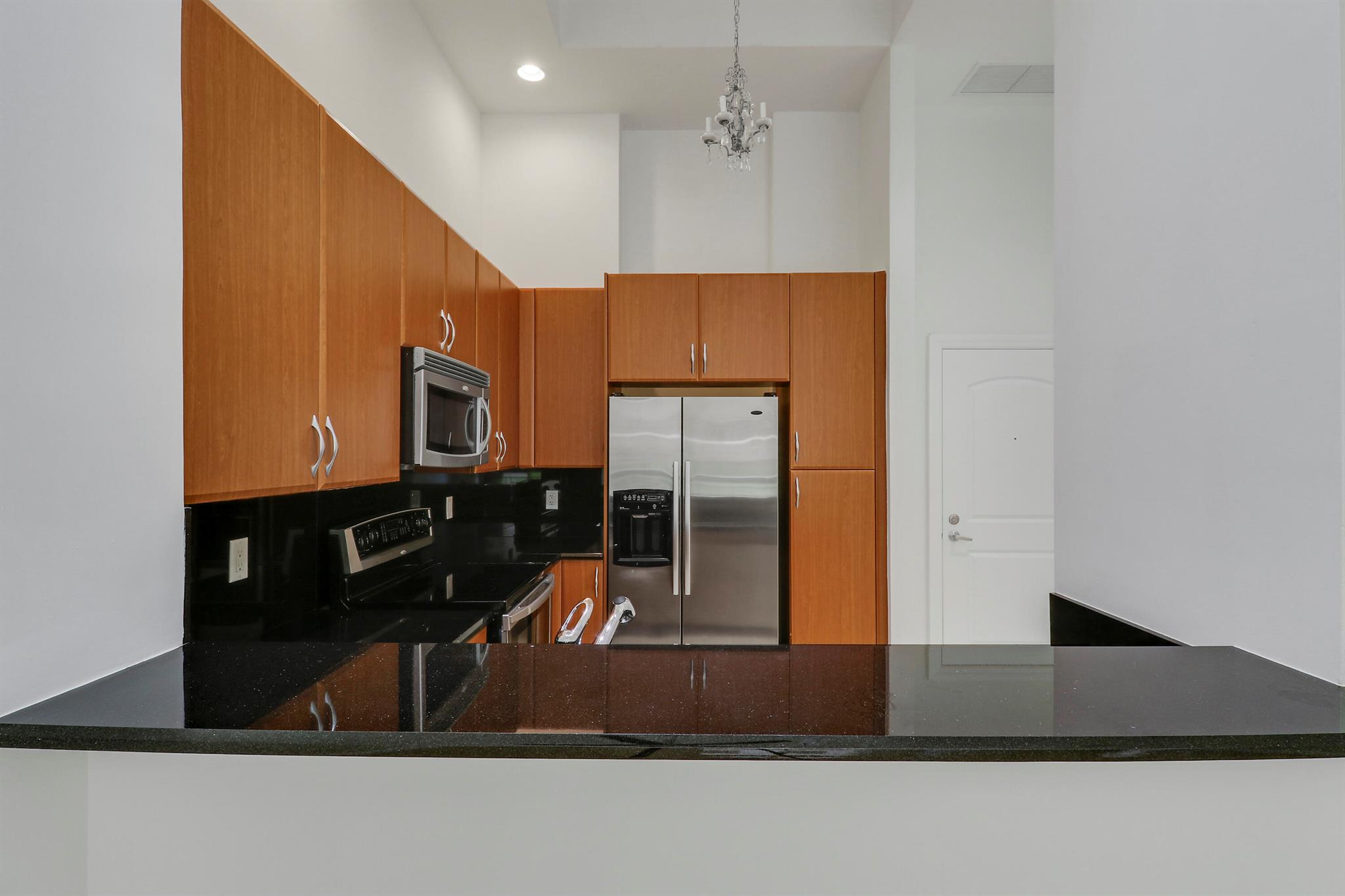 701 S Olive Avenue 307