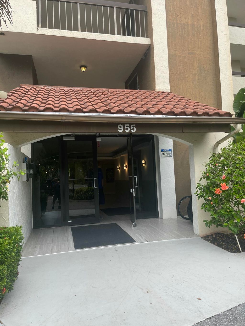 Photo of 955 Egret Circle #411, Delray Beach, FL 33444 (MLS # B26028247)