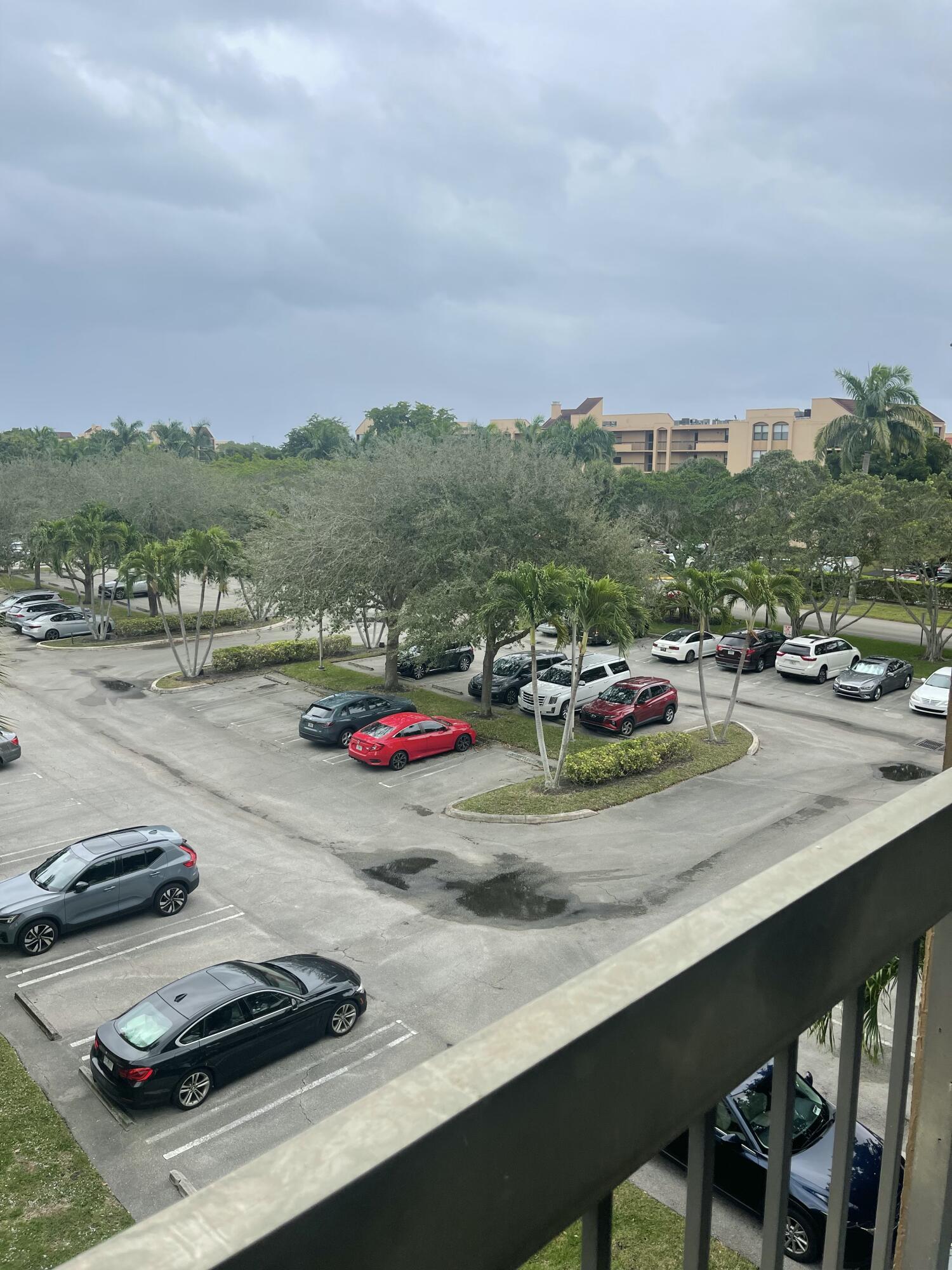 LAVERS RESORT & RACQUET CLUB - Residential