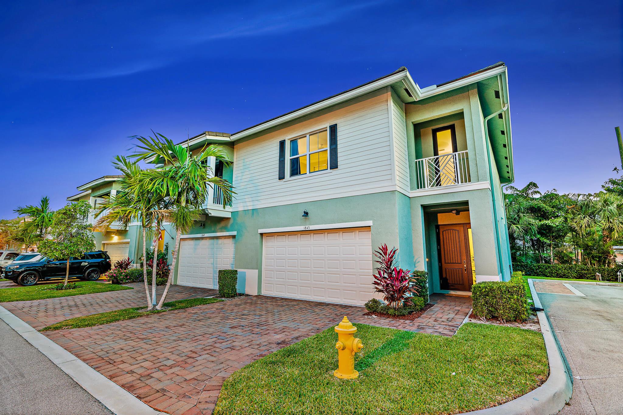 Available NOW! This is the PERFECT furnished rental in the heart of South Florida in a premium gated community and with three bedrooms, two and a half bathrooms, and all within less than 10 minutes to the beach! With a 6 month rental minimum, this CBS townhome has a spacious floor plan with a kitchen that opens up into the large and airy great room -- perfect for entertaining. This is a corner unit and provides the ultimate privacy. Two-car garage for optimal storage, covered patio and two balconies for your morning coffee, and access to the community clubhouse and pool. Just a 5 minute drive to the water, Singer Island, and many of the best restaurants and shops in town. Don't miss this opportunity, schedule your showing today!