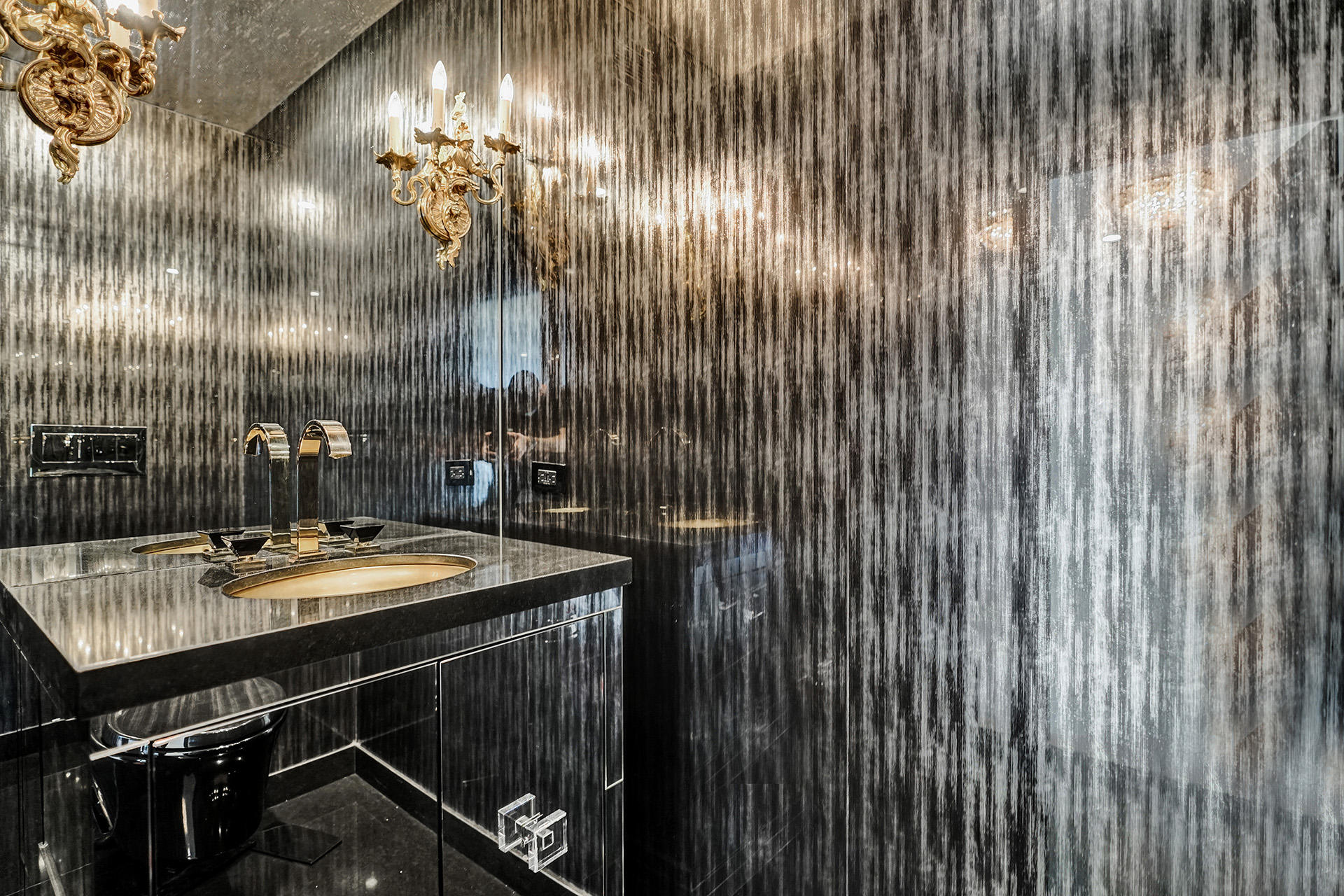 Palm Beach Towers - Residential