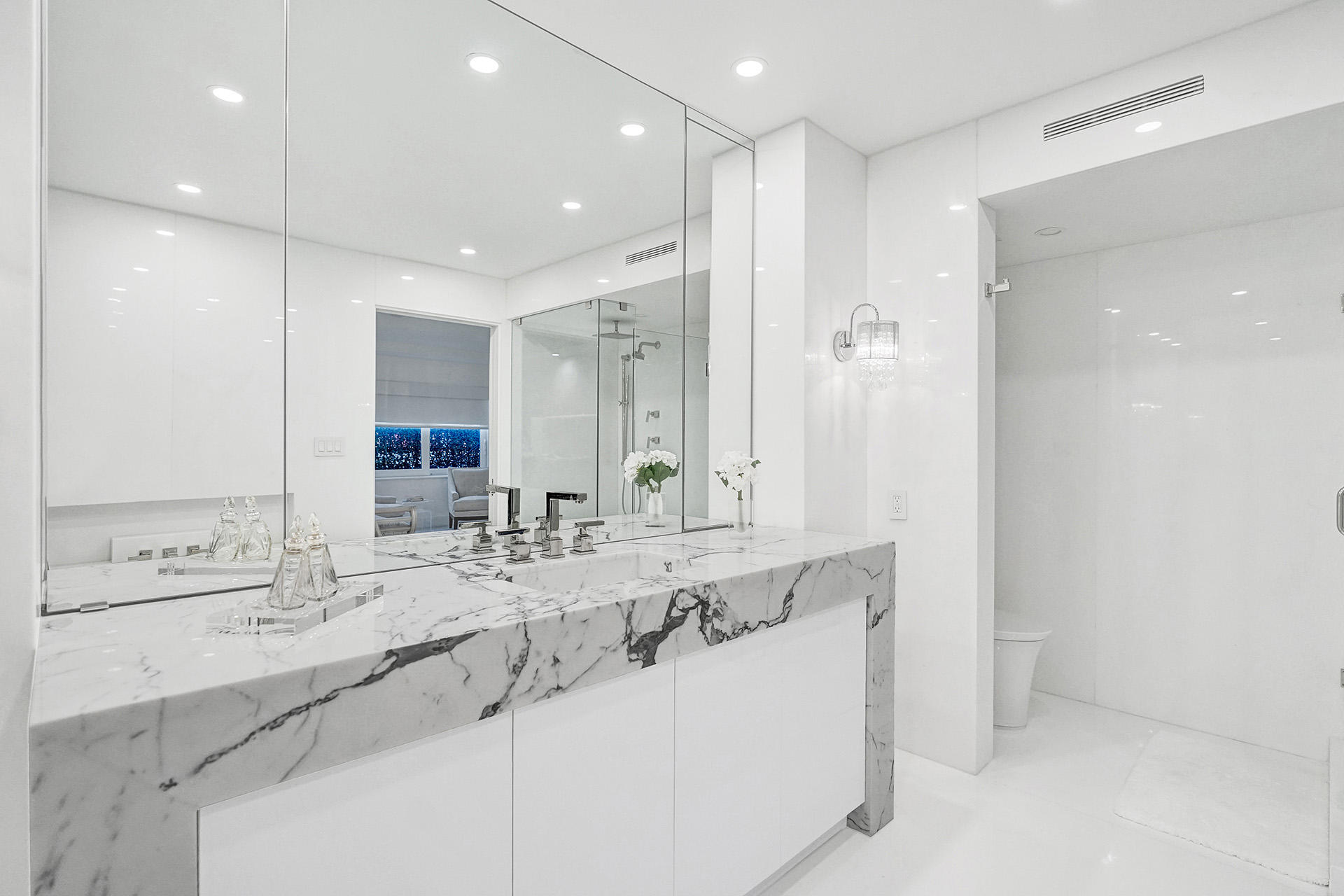 Palm Beach Towers - Residential