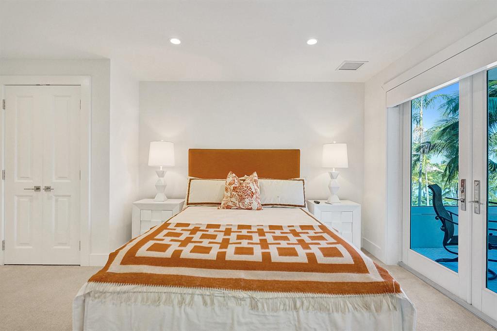 Palm Beach Towers - Residential