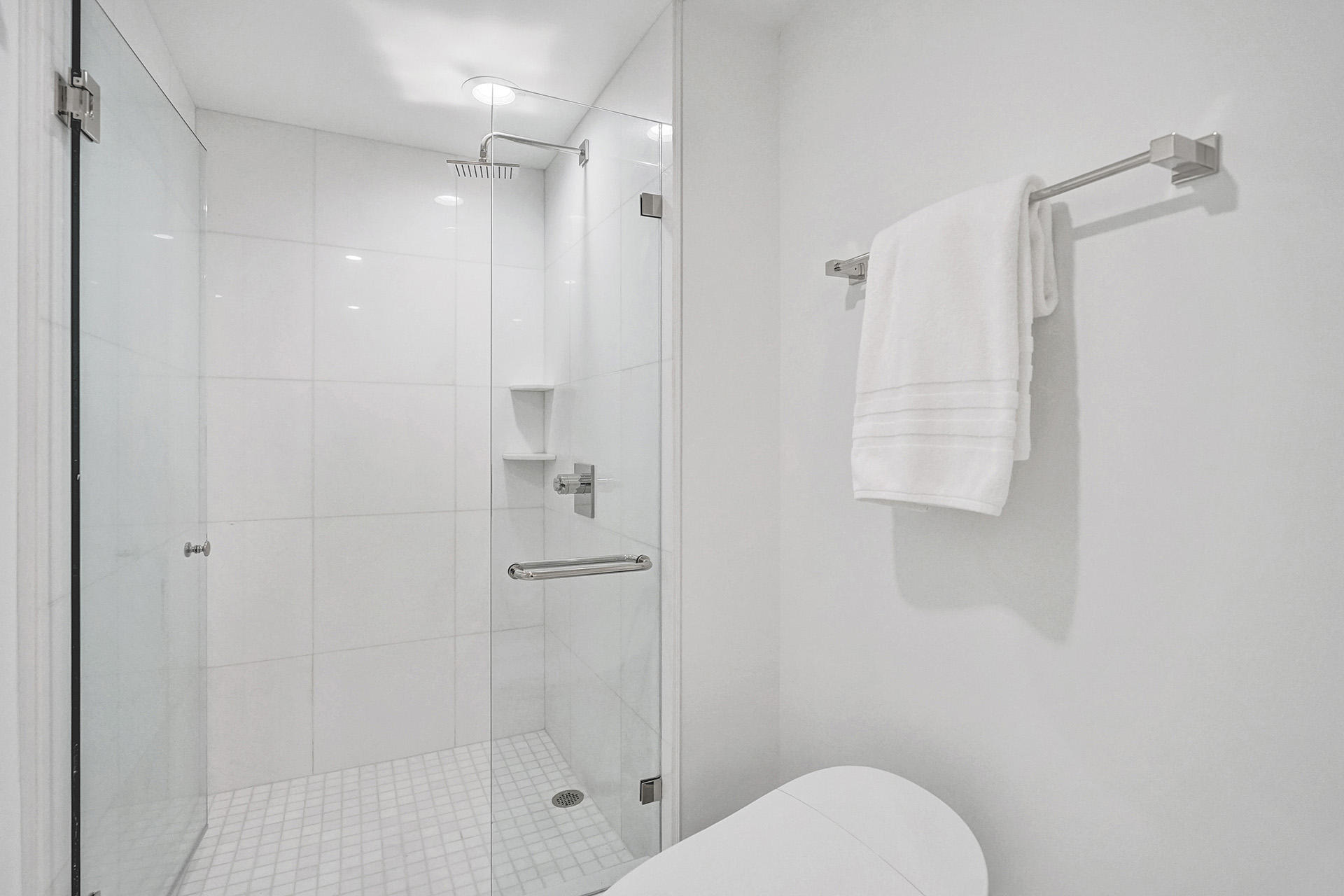 Palm Beach Towers - Residential