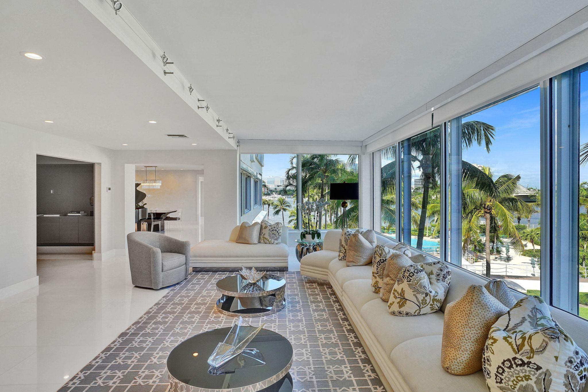 Palm Beach Towers - Residential