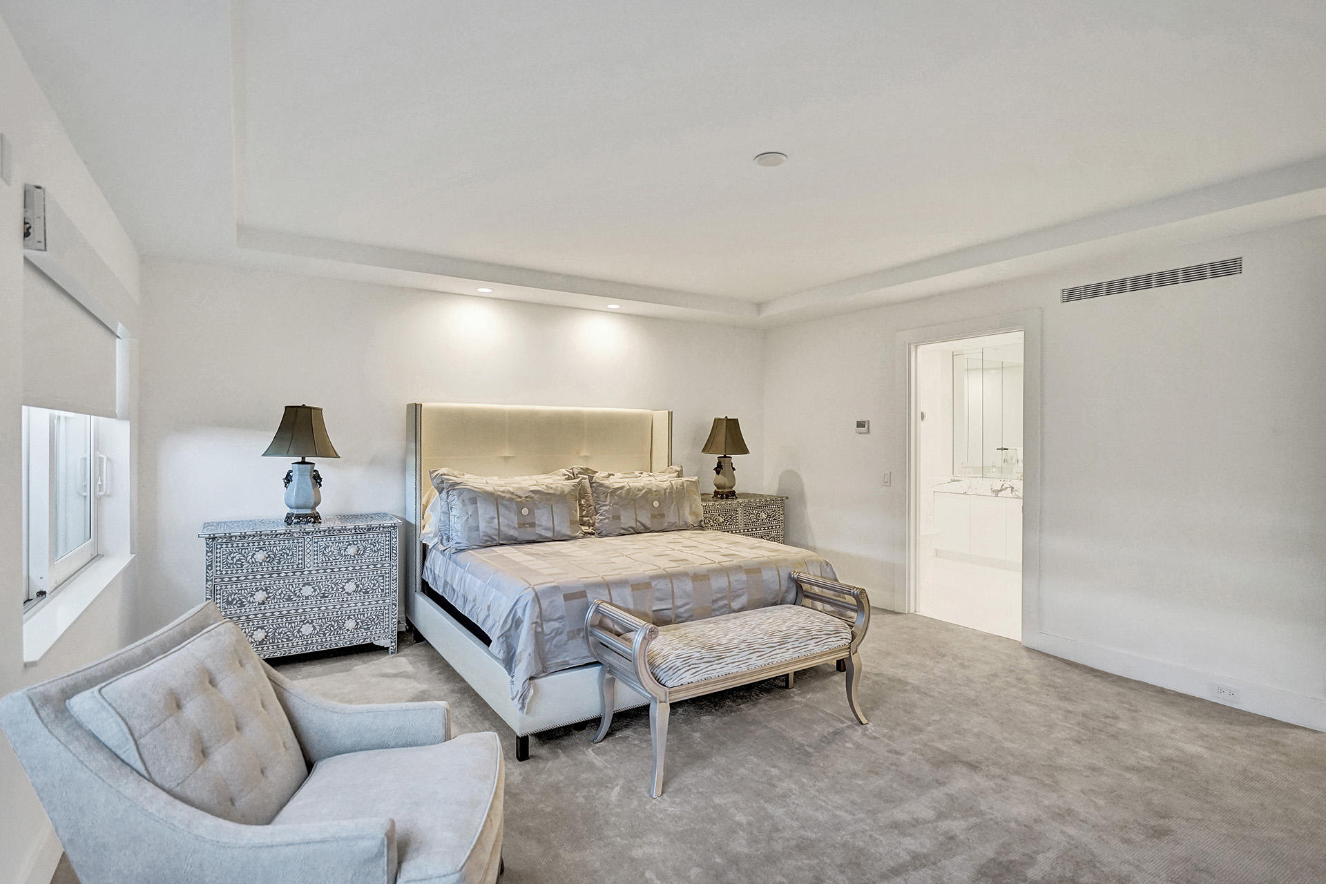 Palm Beach Towers - Residential