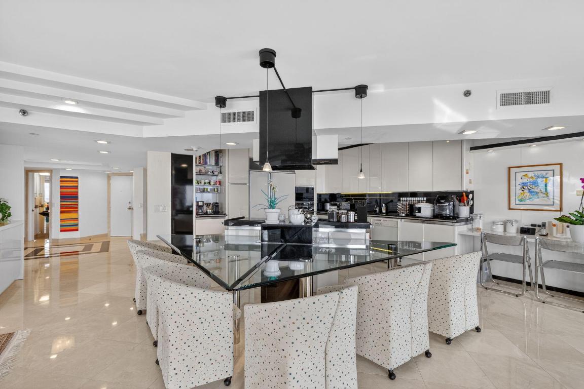 Addison - Residential