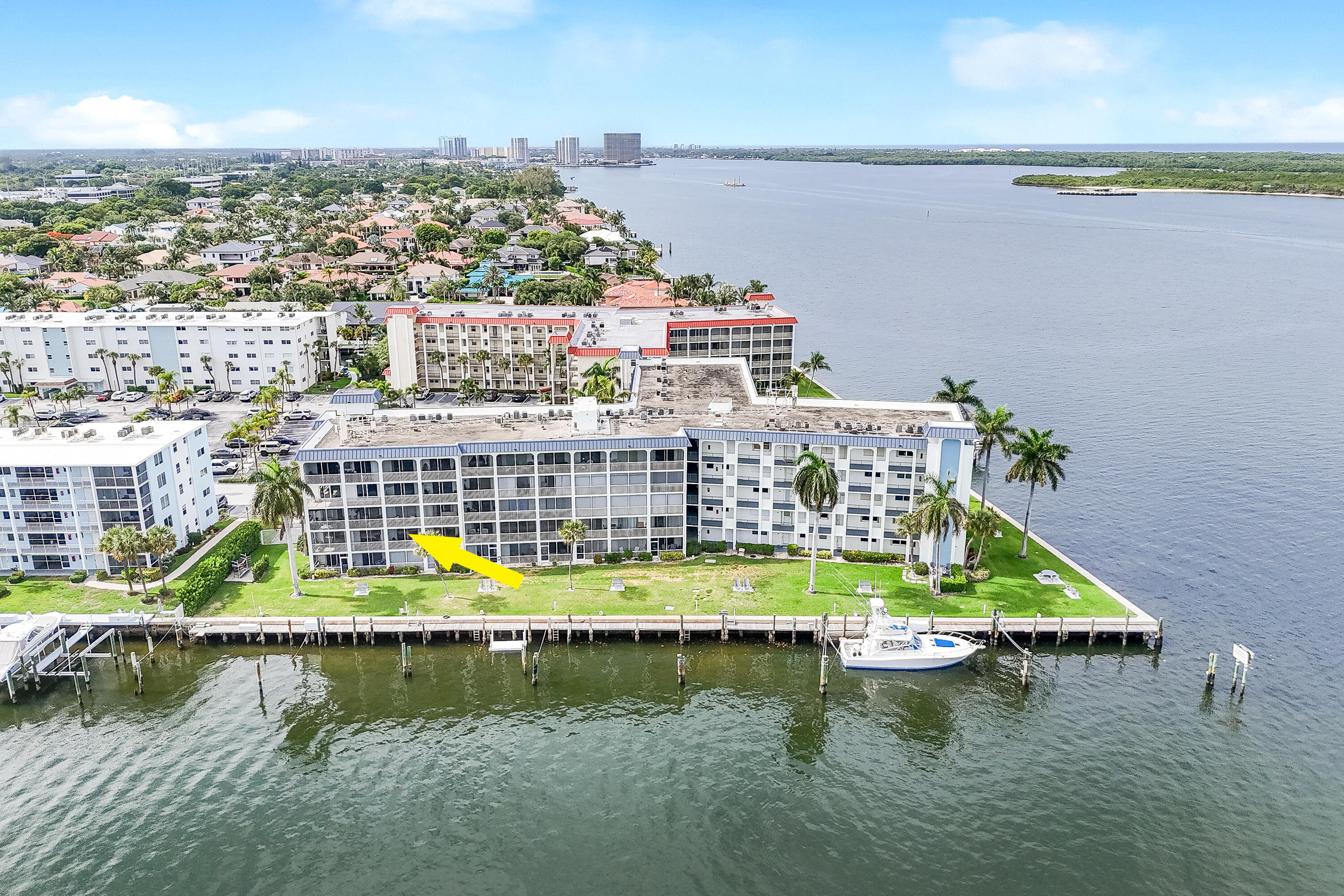 100 Paradise Harbour Boulevard