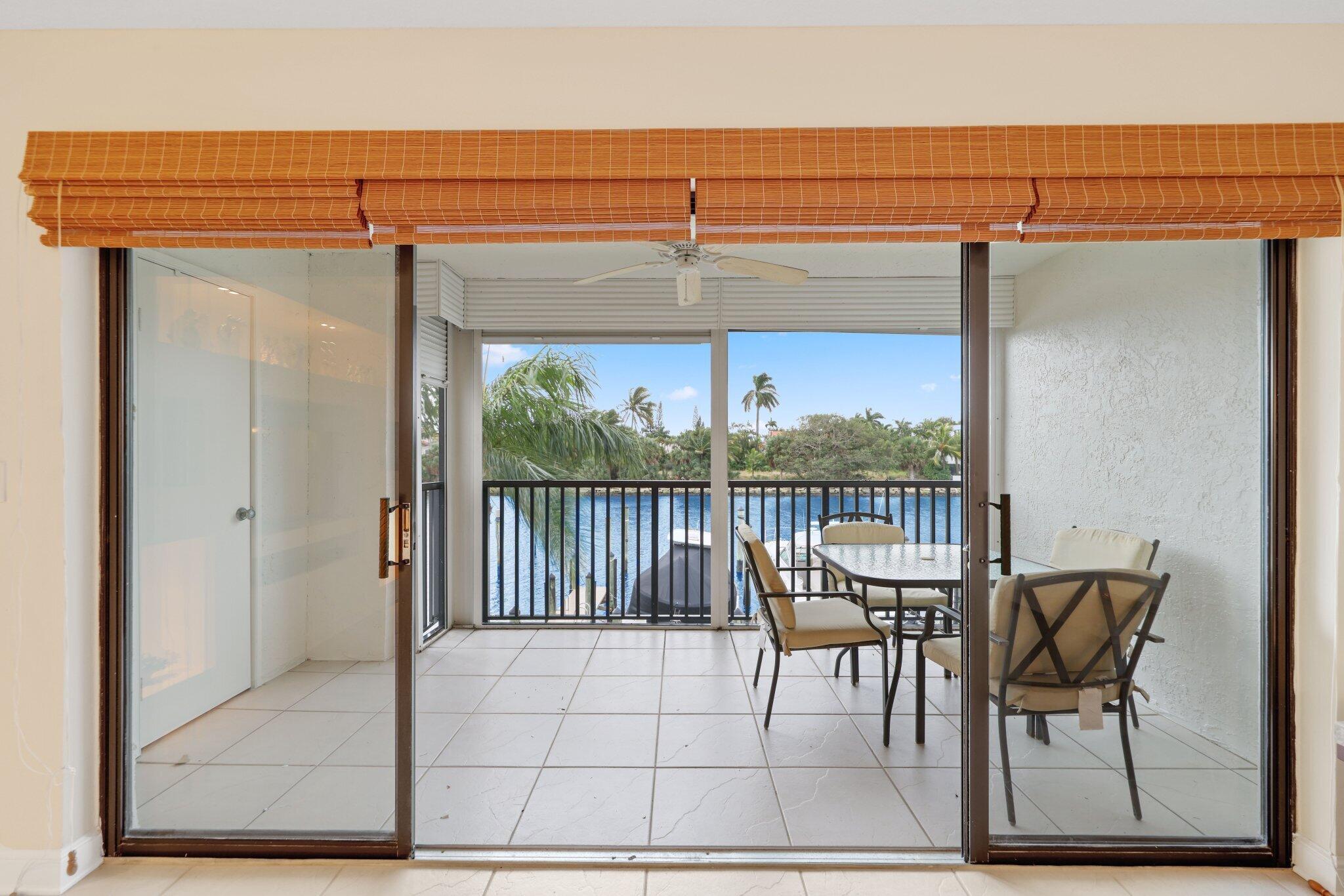 CAPTAINS WALK CONDO - Residential