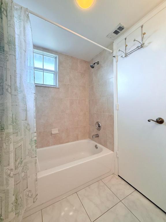 MIDPORT PLACE I, A CONDOMINIUM - Residential