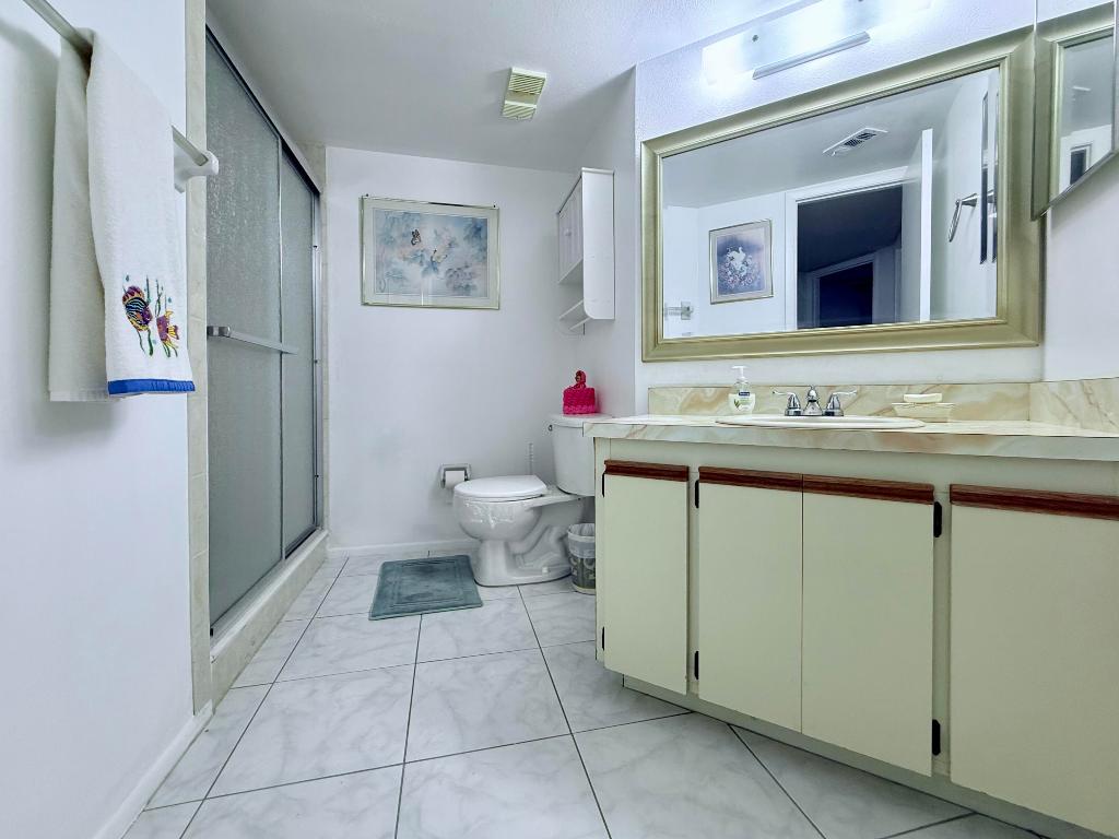 MIDPORT PLACE I, A CONDOMINIUM - Residential