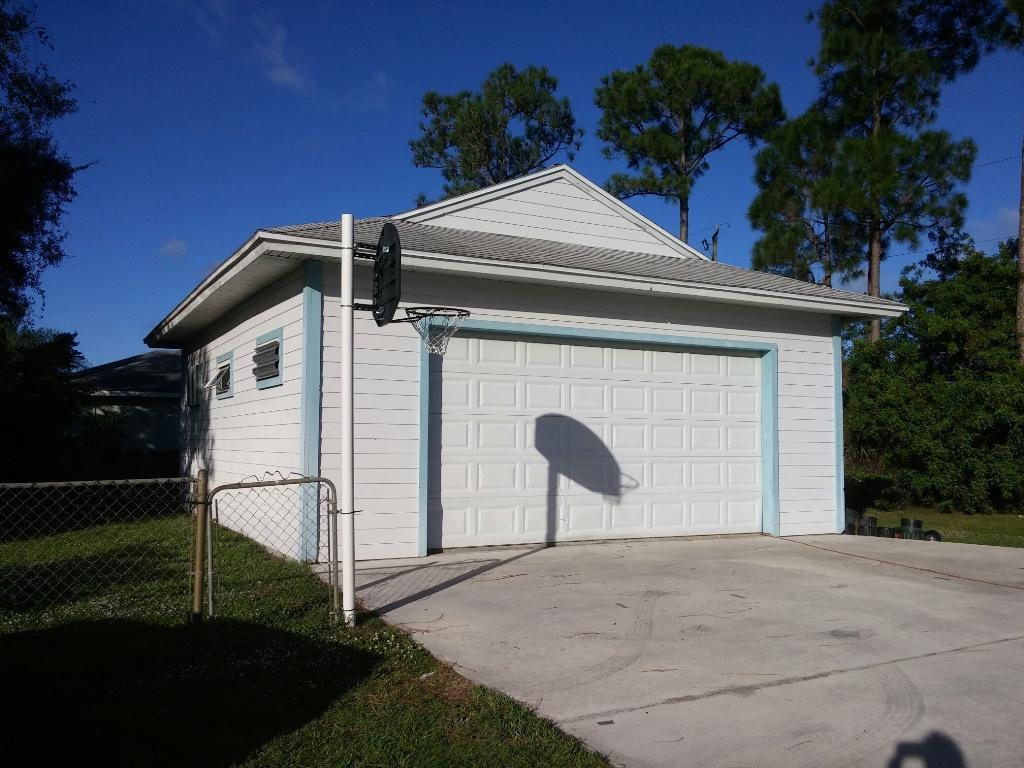 PORT ST. LUCIE - Residential
