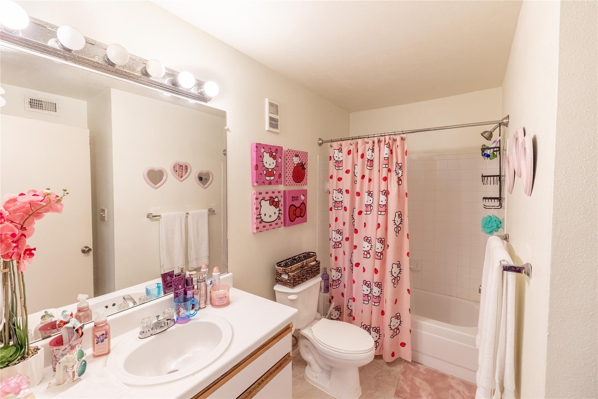 Sailboat Pointe Condo - Residential Lease