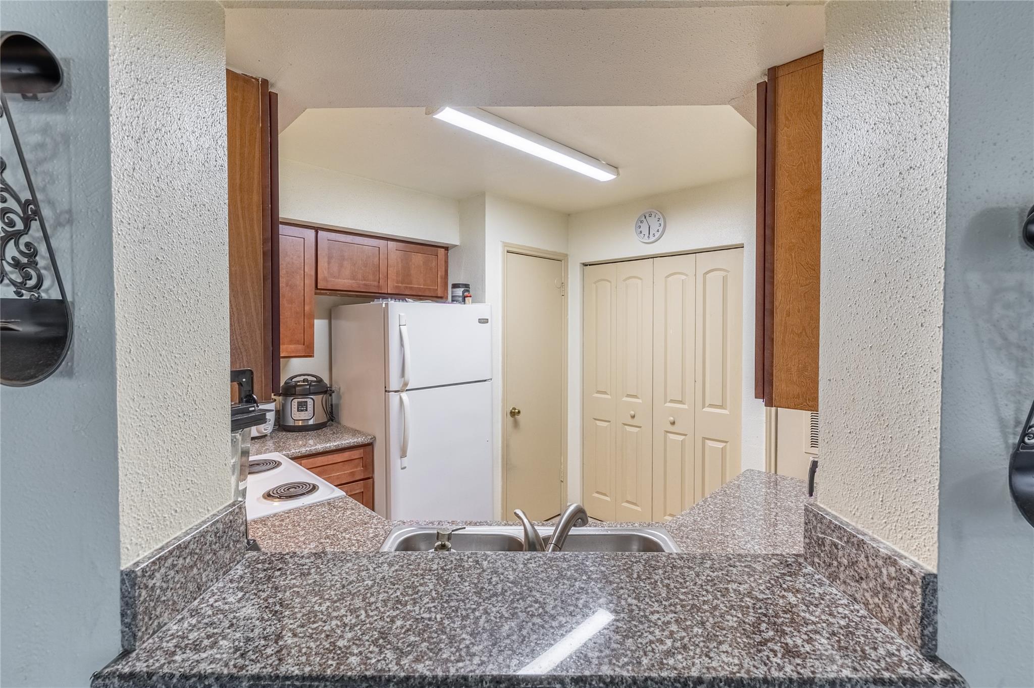 Sailboat Pointe Condo - Residential Lease